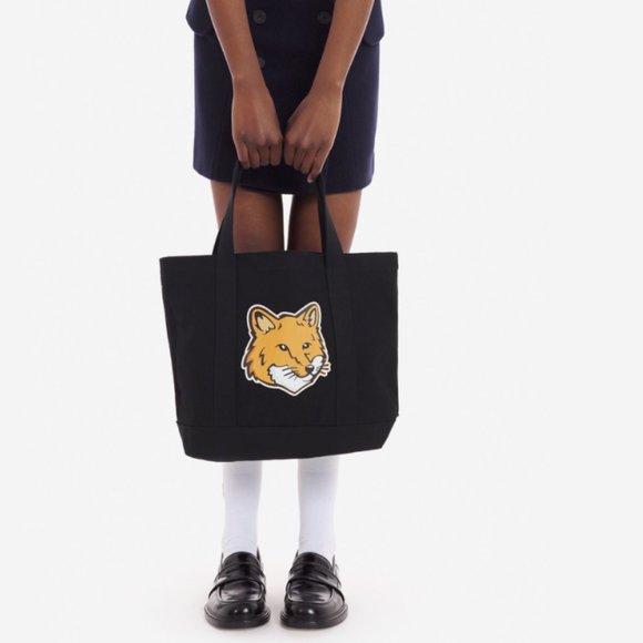 MAISON KITSUNÉ PARIS 🦊 FOX HEAD TOTE BAG IN BLACK MSRP$160 GREAT GIFT ! - Picture 1 of 16